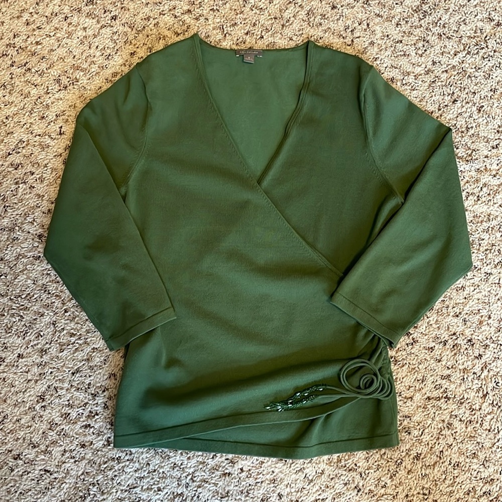 Ann Taylor - form fitting green deep V top